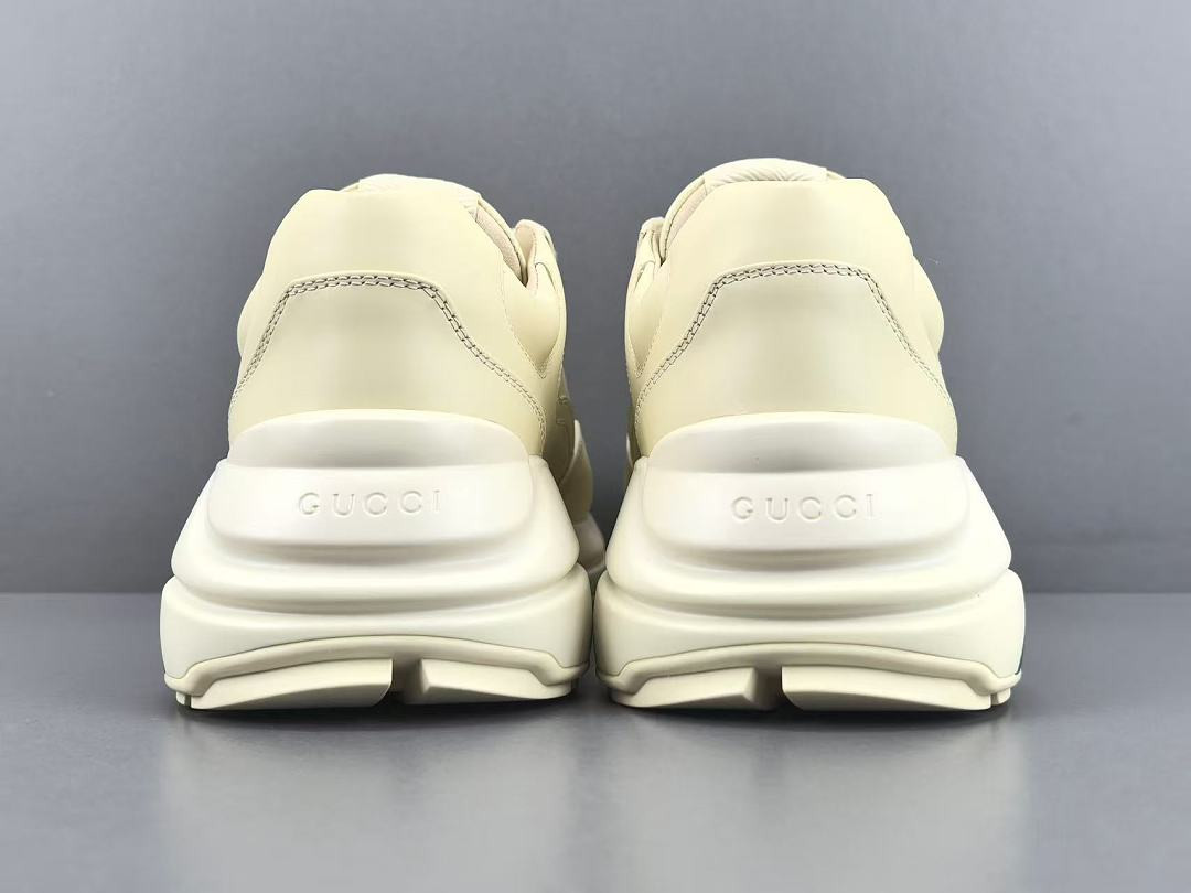 Gvc*1 SNEAKERS