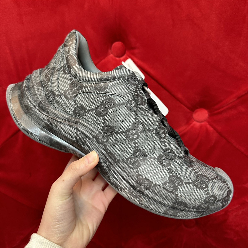 GUCC Run Lace-up Sneakers