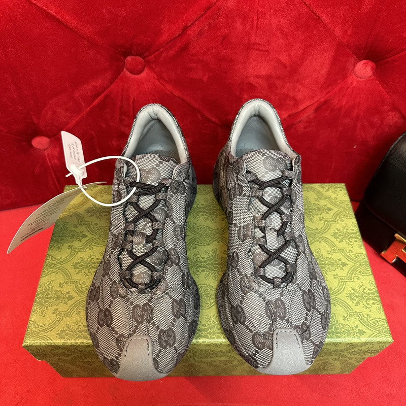 GUCC Run Lace-up Sneakers