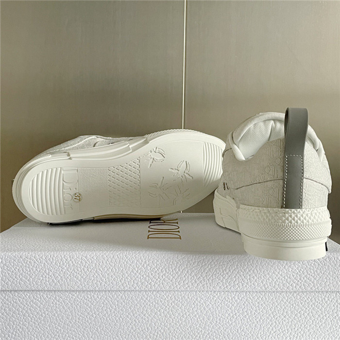 B23 SKATER SNEAKER
