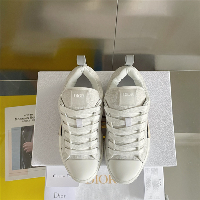 B23 SKATER SNEAKER