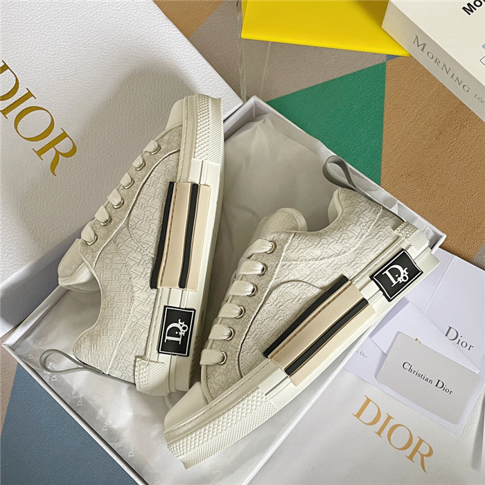 B23 SKATER SNEAKER
