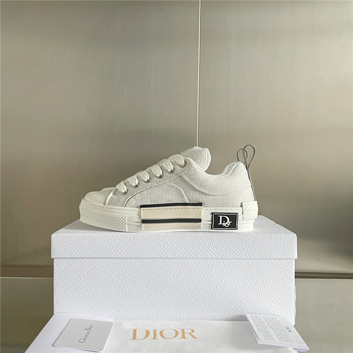 B23 SKATER SNEAKER
