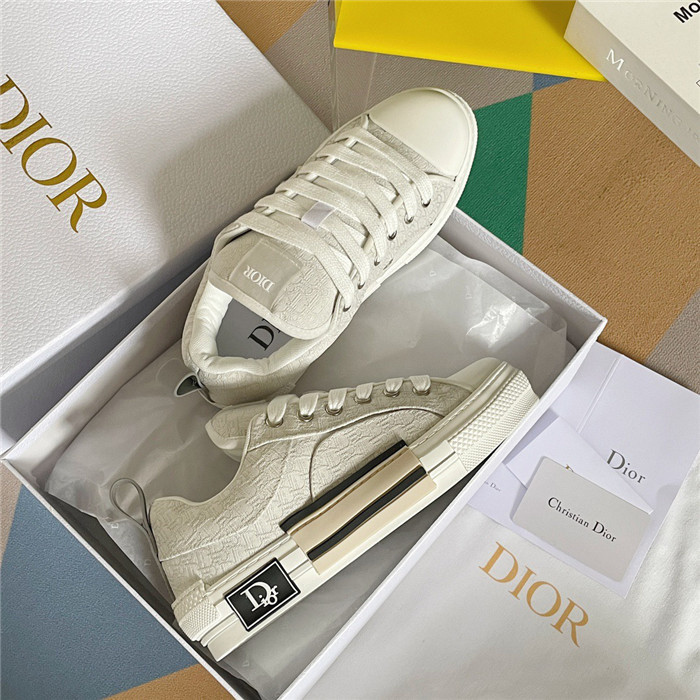 B23 SKATER SNEAKER