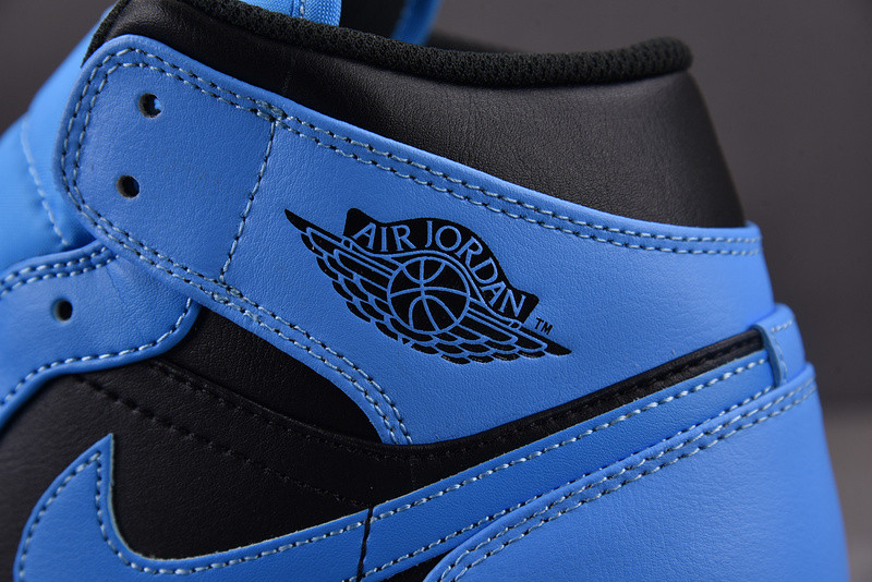 Air Jordan 1 Mid University Blue DQ8426-401