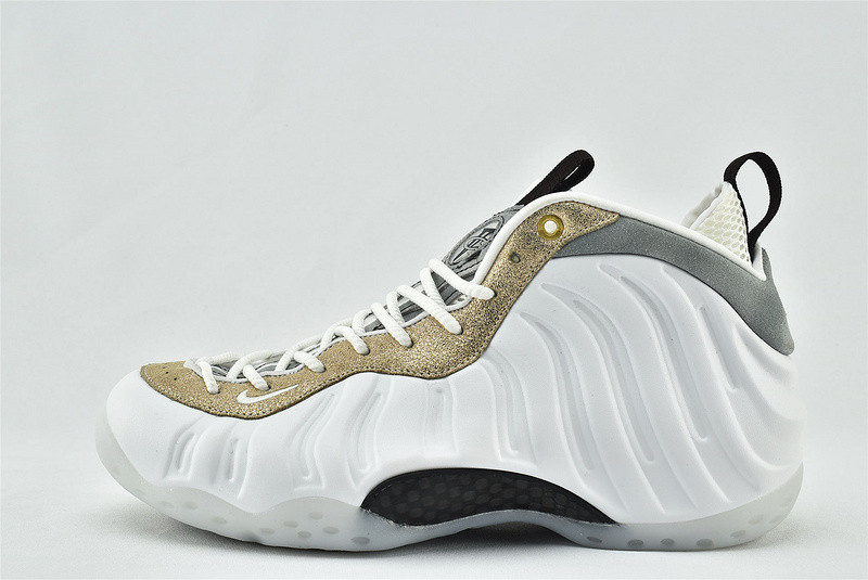 (WMNS) Nike Air Foamposite One