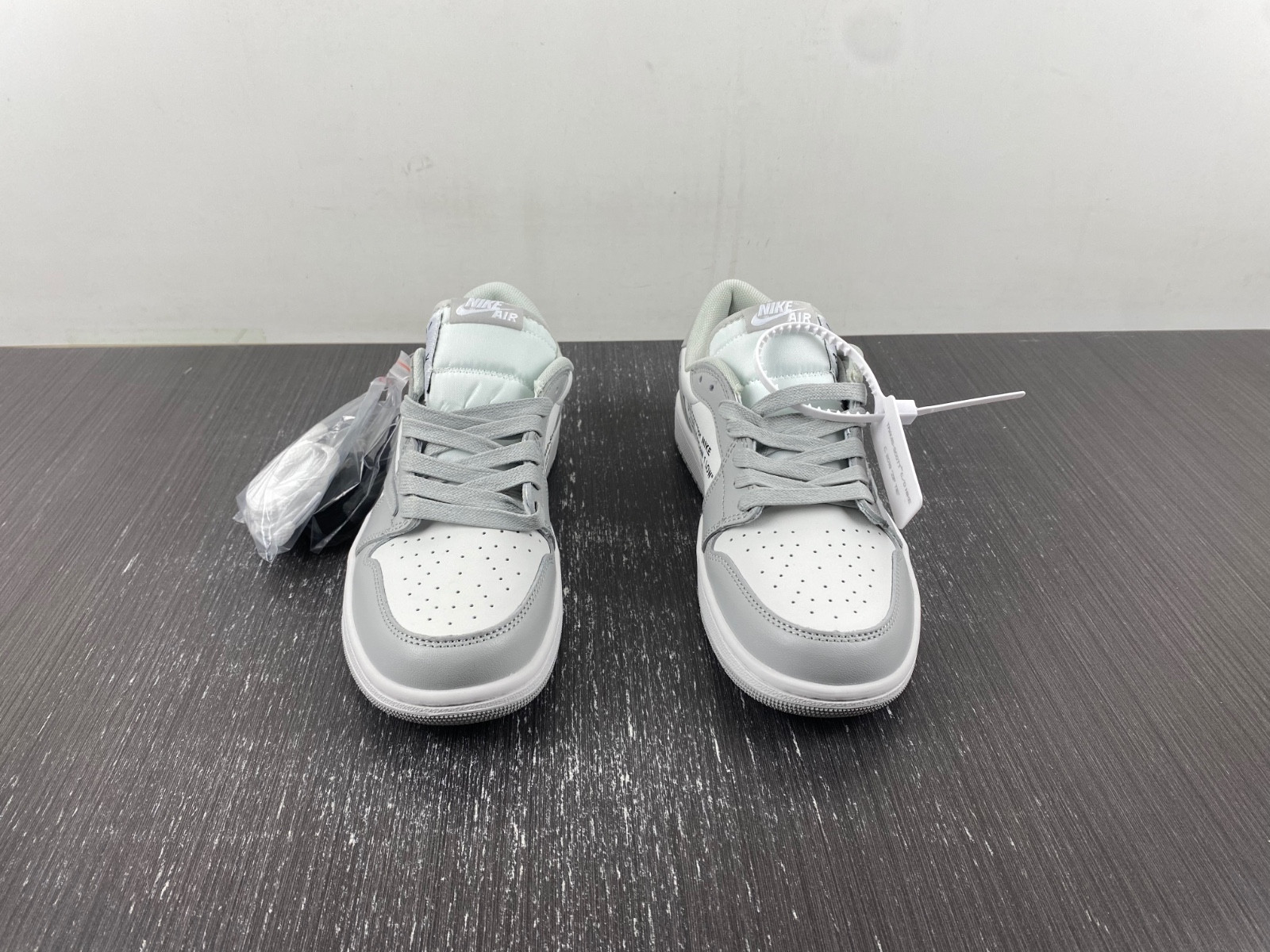 OFF-WHITE x Travis Scott x Air Jordan 1 OW DM7866-198
