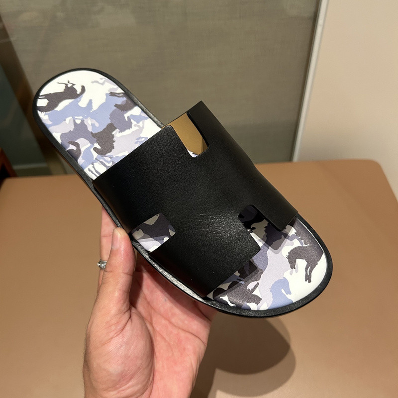 H*rmes Sandals