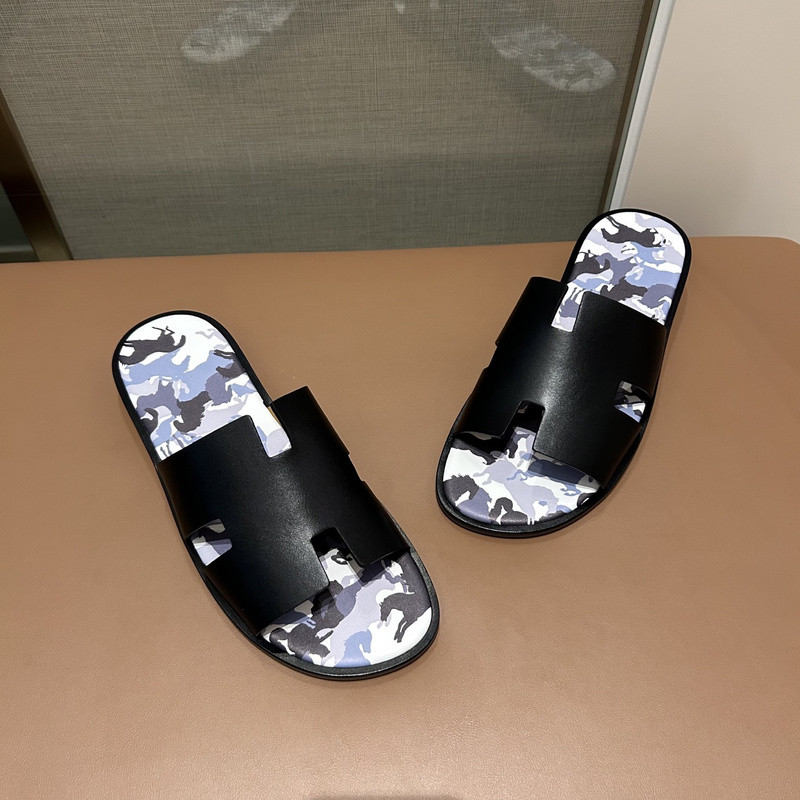 H*rmes Sandals