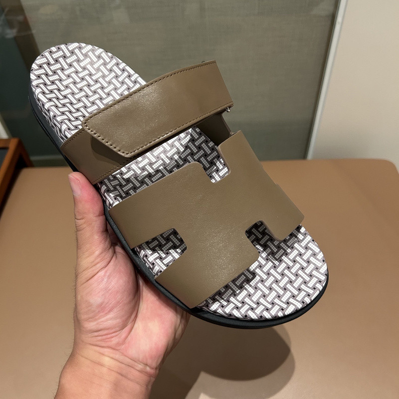 H*rmes Sandals