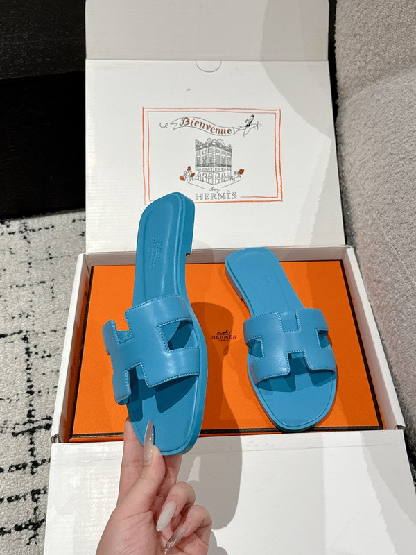 H*rmes Sandals