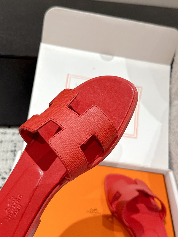 H*rmes Sandals