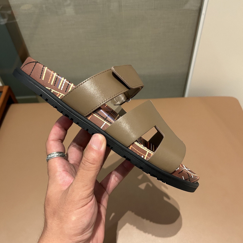 H*rmes Sandals