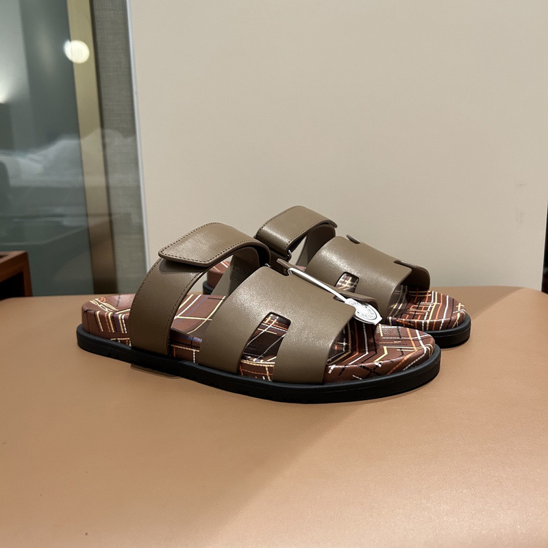 H*rmes Sandals
