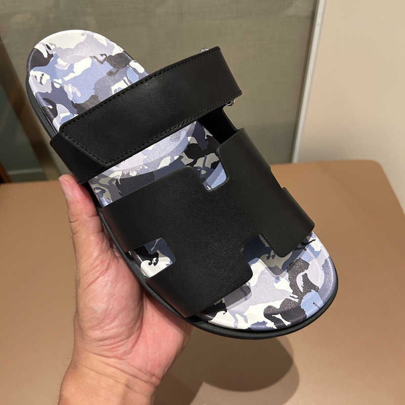 H*rmes Sandals