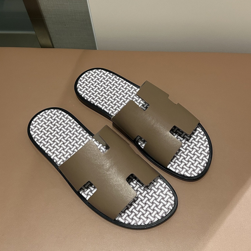 H*rmes Sandals