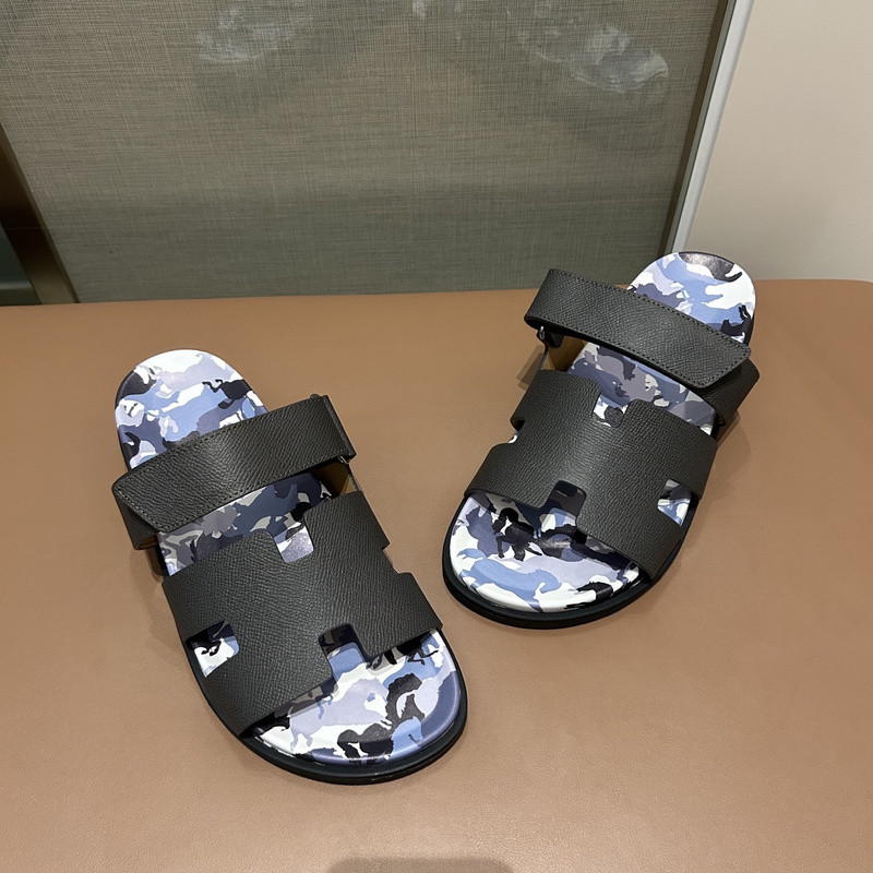 H*rmes Sandals
