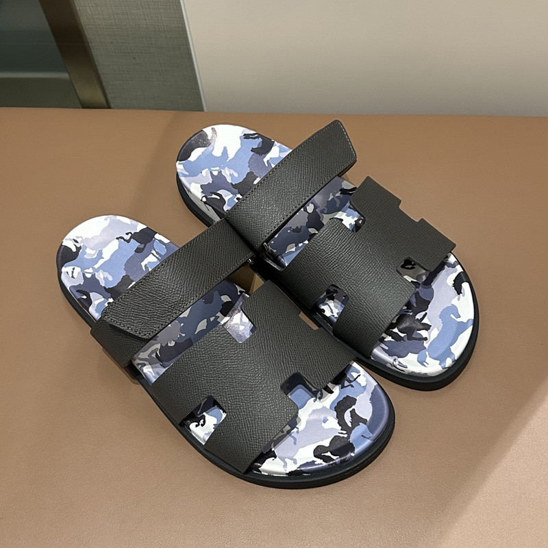 H*rmes Sandals