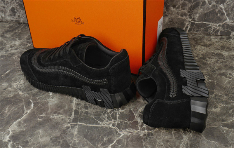H*ER*MES SNEAKER