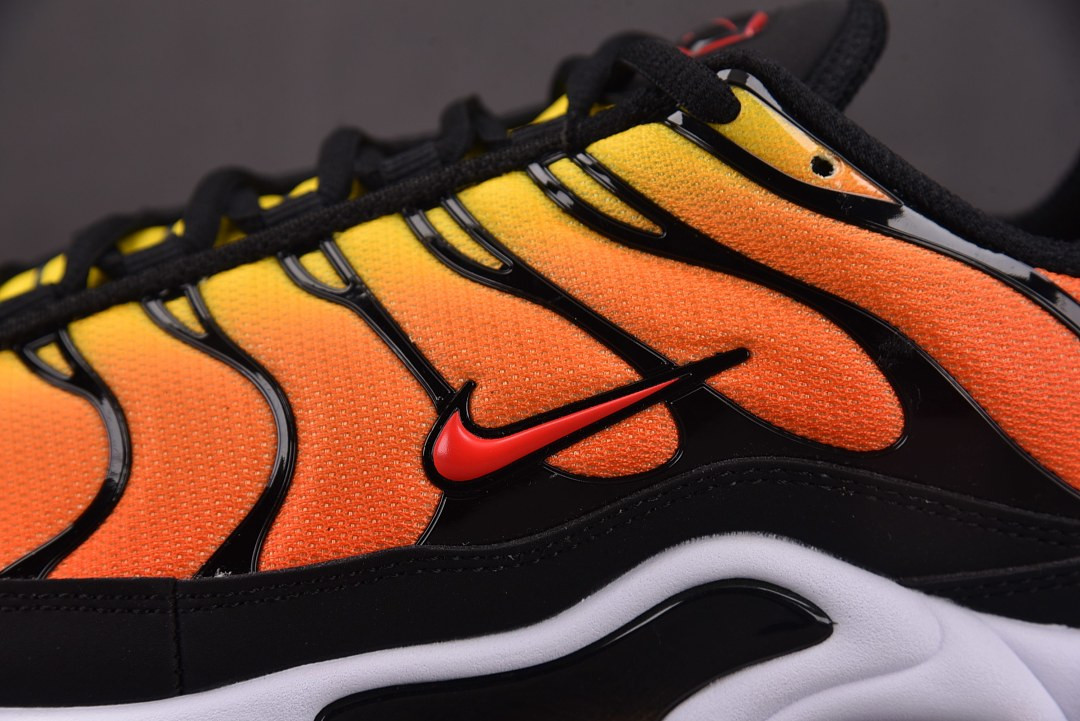 Nike Air Max Plus "Sunset" HF0552-001