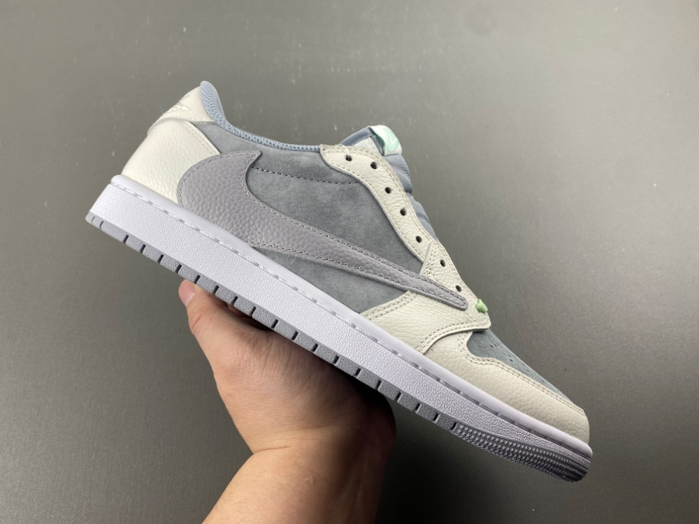 Travis Scott Jordan 1 Low Baby Blue HQ2004-400