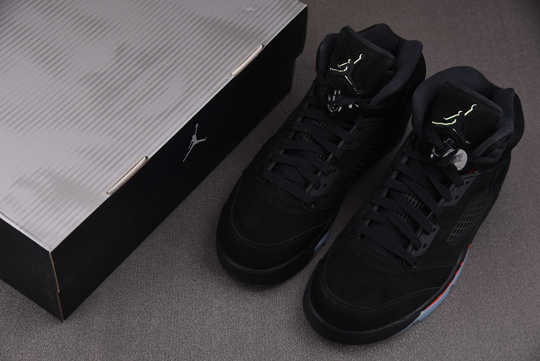 Air Jordan 5 "Halloween" HQ7978-001