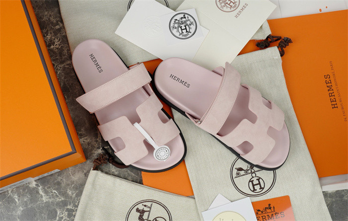 H*rmes Sandals