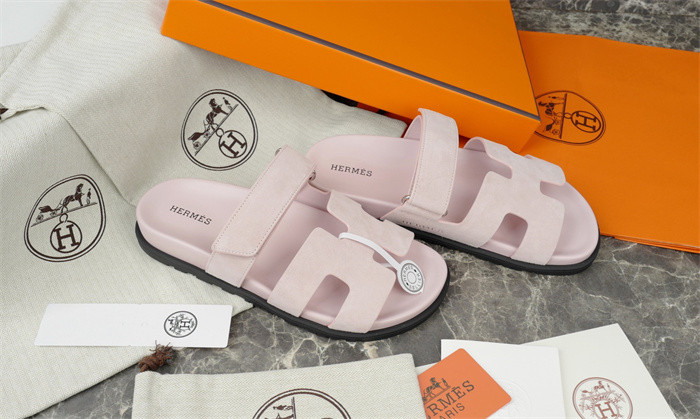 H*rmes Sandals