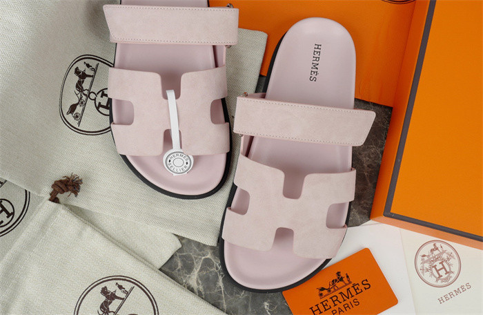 H*rmes Sandals