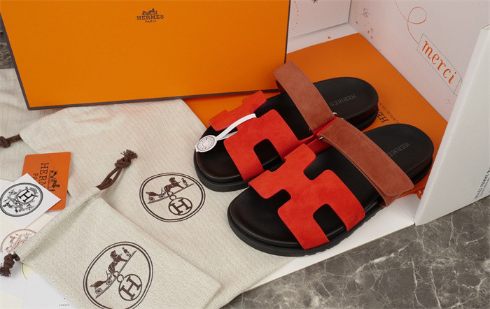 H*rmes Sandals