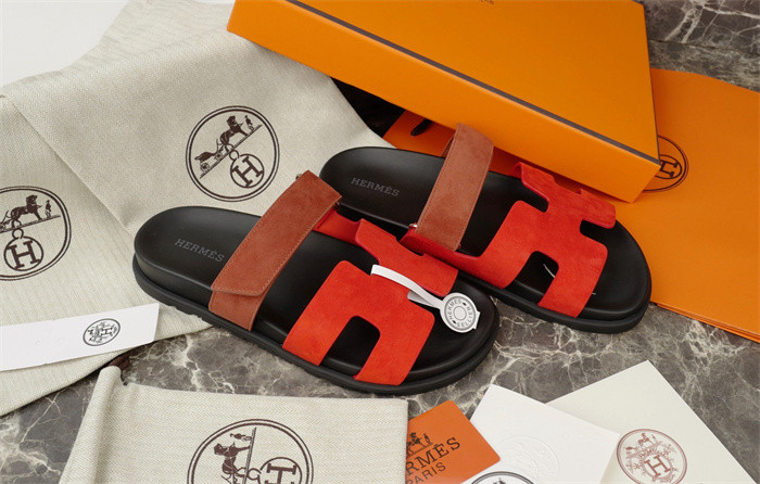 H*rmes Sandals