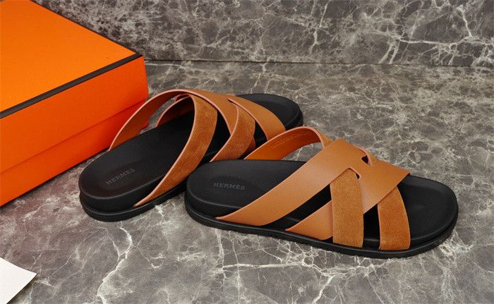 H*rmes Sandals