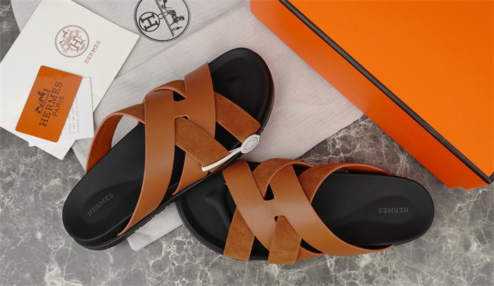 H*rmes Sandals