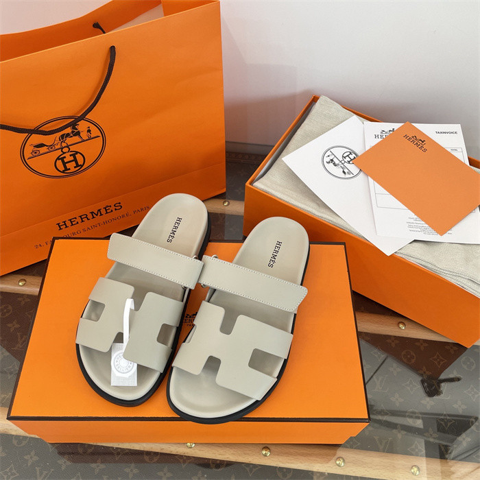 H*rmes Sandals