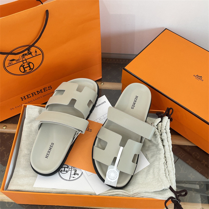 H*rmes Sandals