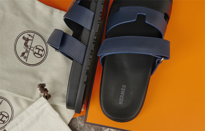 H*rmes Sandals