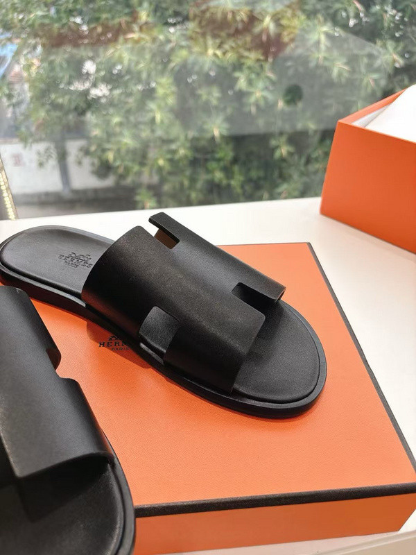 H*rmes Sandals