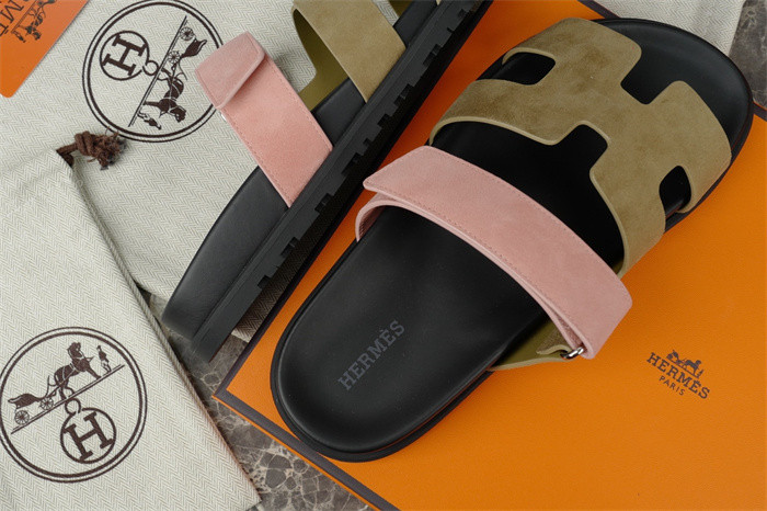 H*rmes Sandals