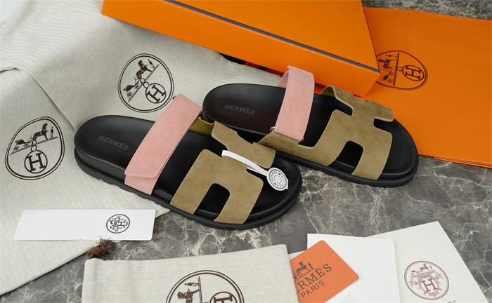 H*rmes Sandals