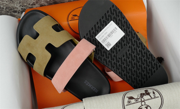 H*rmes Sandals