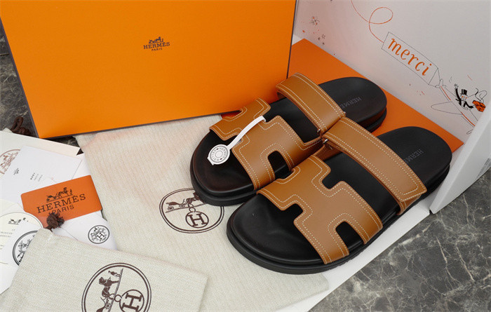 H*rmes Sandals