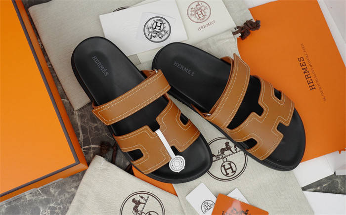 H*rmes Sandals