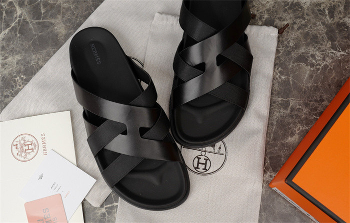 H*rmes Sandals