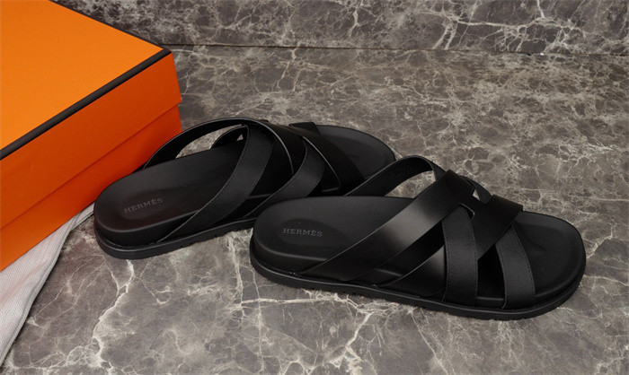 H*rmes Sandals