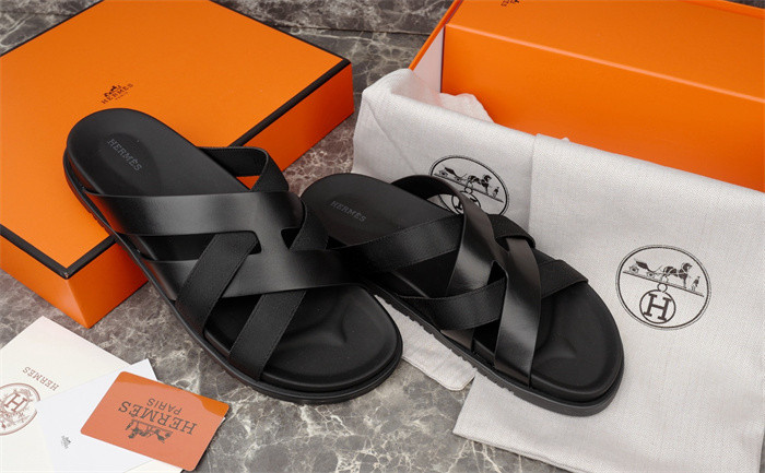 H*rmes Sandals