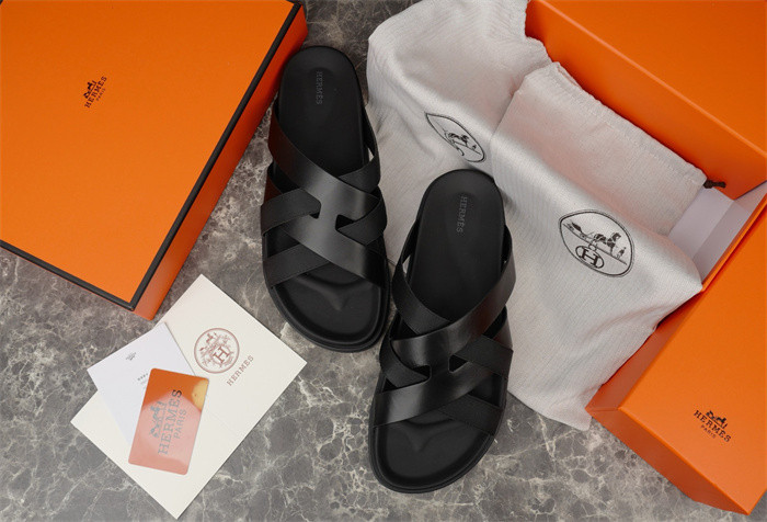 H*rmes Sandals