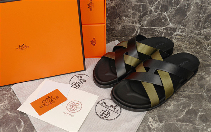 H*rmes Sandals