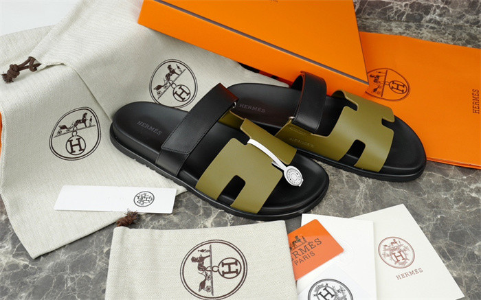 H*rmes Sandals