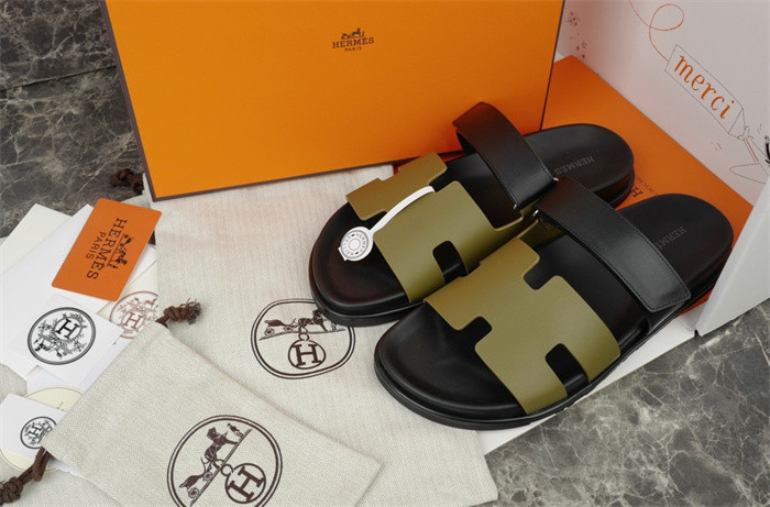 H*rmes Sandals