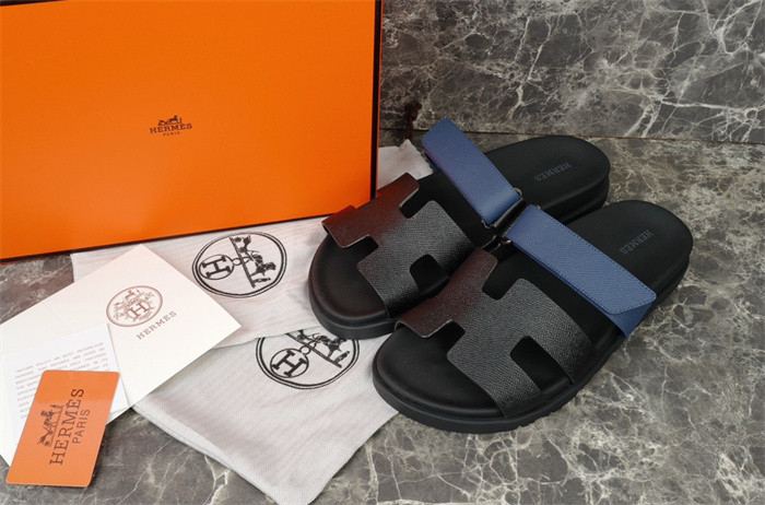 H*rmes Sandals